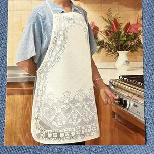 VTG 90'S Leart Beige Laced with Hearts & Flowers Design Bib Apron OS NEW